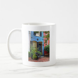 Alexandria VA - Gebäude mit Brandzeichen Kaffeetasse