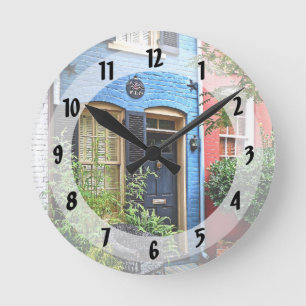 Alexandria VA - Gebäude mit Brandzeichen Runde Wanduhr