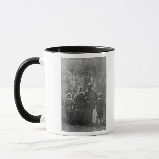 Alfred, Lord Tennyson Tasse (Links)