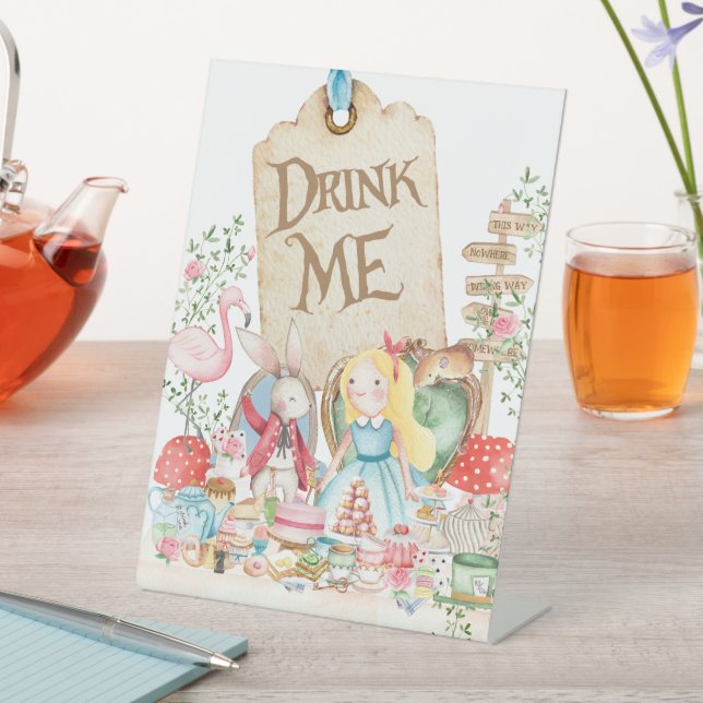 Alice Adventures Woderland Geburtstag Drink Me Unt Sockelschild (In Situ)