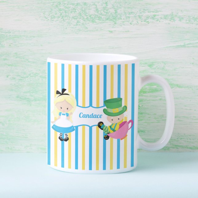 Alice im Wunderland Niedlich Kids Monogram Tee Par Kaffeetasse (Von Creator hochgeladen)