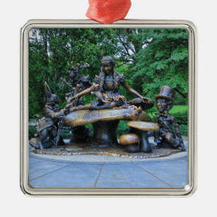 Alice im Wunderland - Zentralpark NYC Silbernes Ornament