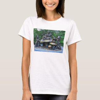 Alice im Wunderland - Zentralpark NYC T-Shirt