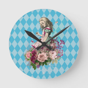 Alice in Wonderland Character on Blue Harlequin Runde Wanduhr