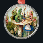 Alice und die Raupe im Märchenland Ornament Aus Metall<br><div class="desc">Alice und die Raupe im Märchenland</div>