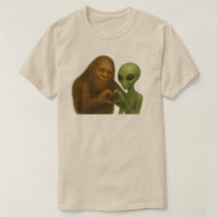 Alien & Bigfoot in Lieben Paaren | Kryptid Romance
