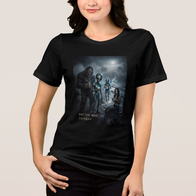 Alien Bigfoot Strand Kaffee Crew Tri-Blend Shirt (Vorderseite)