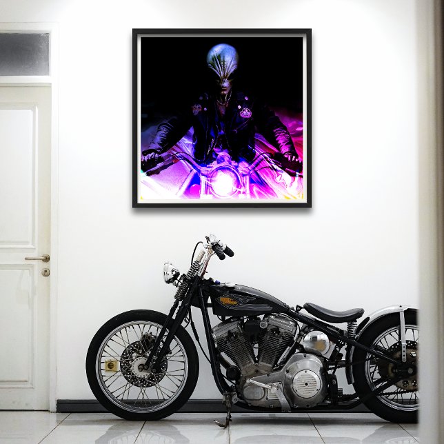 Alien Biker (Dreamy-Version) Poster (Von Creator hochgeladen)