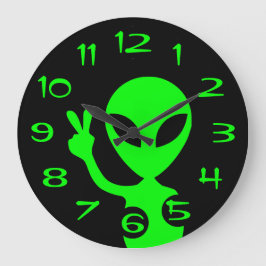 Alien der Friedenssignatur Wall Clock Große Wanduhr