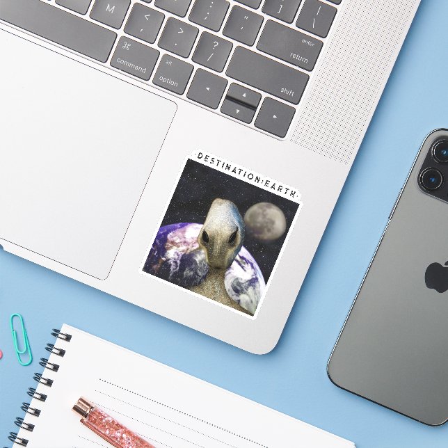 Alien Destination: Earth Aufkleber (Laptop mit iPhone)