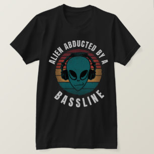 Alien, die von einer Botschaft entführt wurde T-Shirt