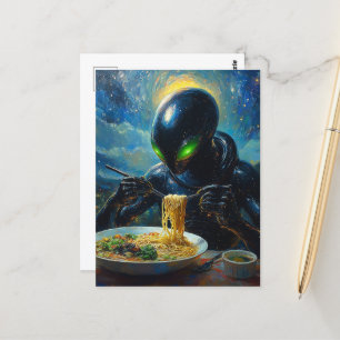 Alien Eating Ramen Postkarte