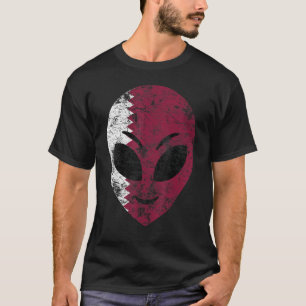 Alien Face V intage Retro Katar Flag T-Shirt