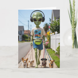 Alien führt den Hund Karte