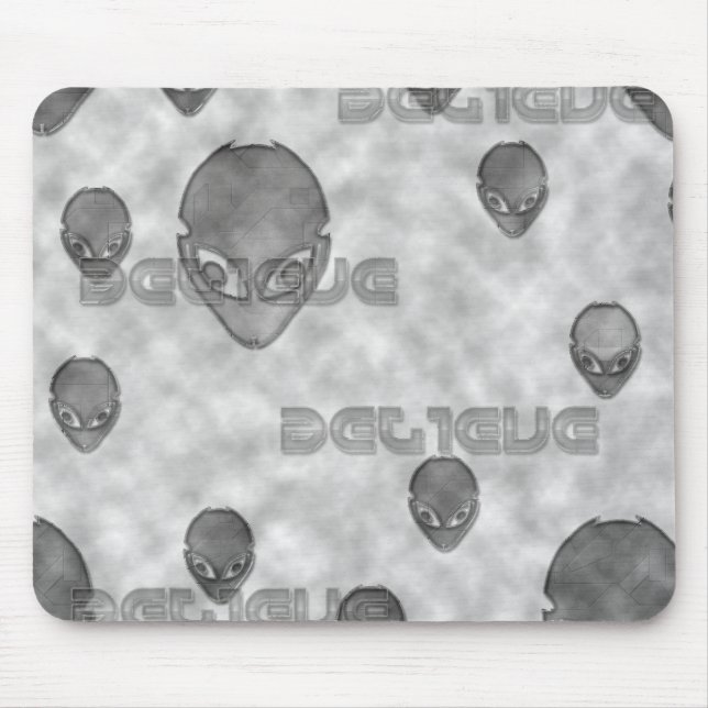 Alien glaubt mousepad (Vorne)
