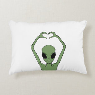 Alien-Herz-Pose Dekokissen