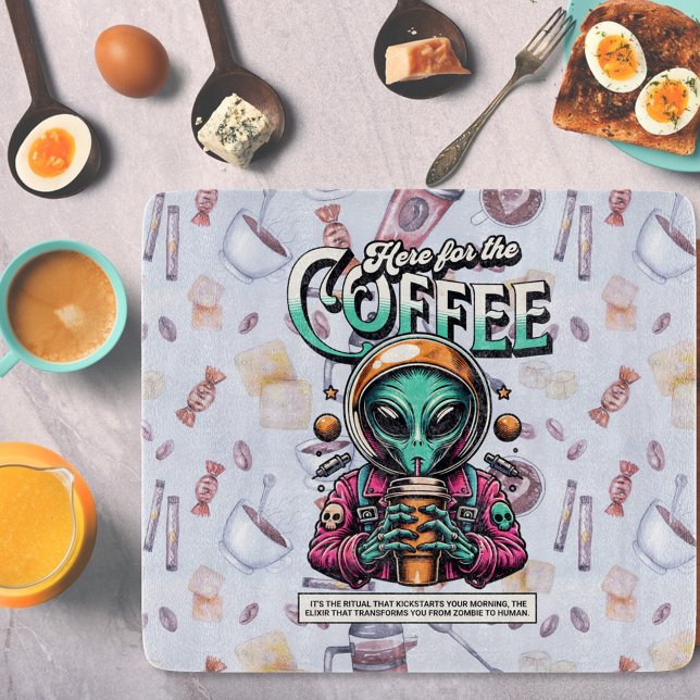 Alien hier für den Kaffee Schneidebrett (Von Creator hochgeladen)