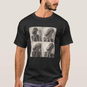 Alien im Vintagen Maschinenstil des Fotos, Univers T-Shirt