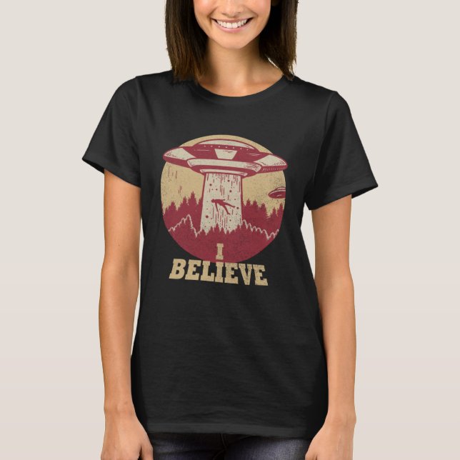 Alien Invasion Ufo Alien T-Shirt (Vorderseite)