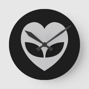 Alien Liebe Herzrunden Runde Wanduhr