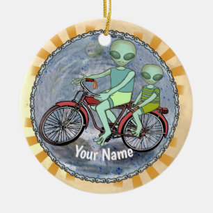 Alien Riding Bike Keramik Ornament