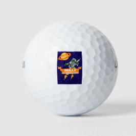 Alien schikaniert golfball
