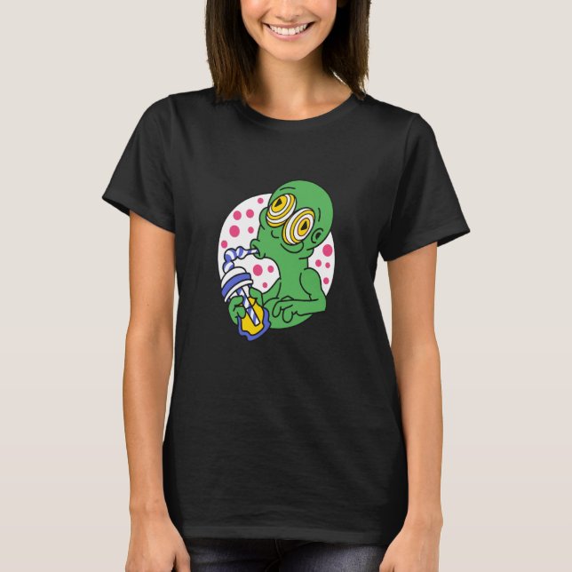 alien space aliens ufo drinking T-Shirt (Vorderseite)