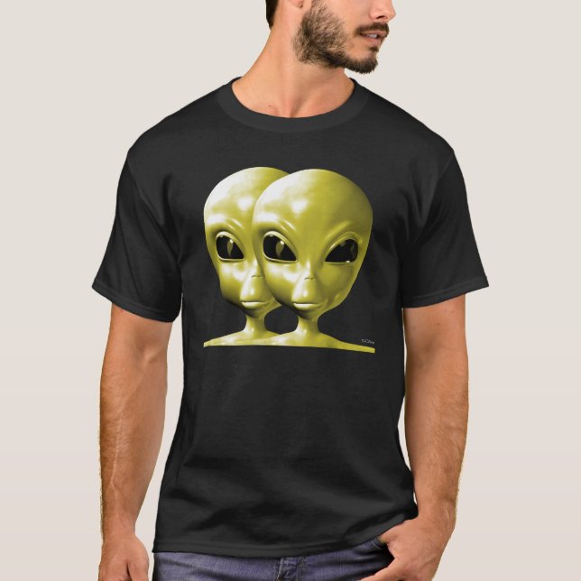 Alien-Tassen-Schüsse 18 T-Shirt (Vorderseite)