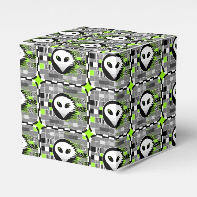 Alien TV Multi Gevor Box Geschenkschachtel (Vorderseite)