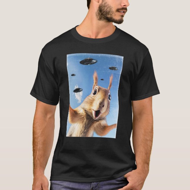 Alien-UFO-Eichhörnchen-Selfie T-Shirt (Vorderseite)