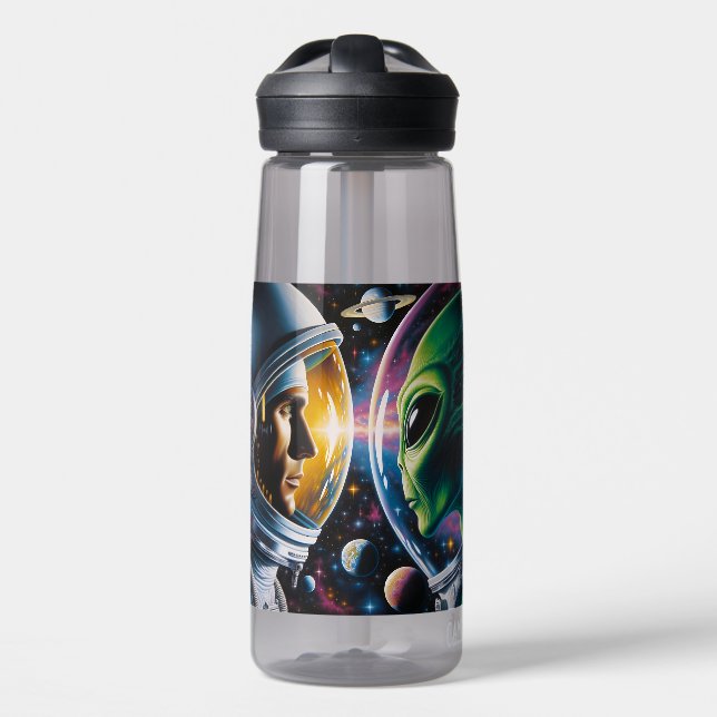 Alien und Astronaut im Weltraum Personalisiert Trinkflasche (Vorne)