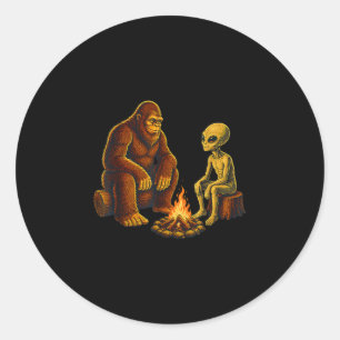 Alien und Bigfoo  Runder Aufkleber
