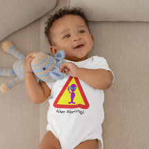 Alien warnt Lila Alien Vorsicht signieren