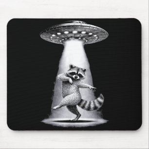 Alien Waschbär führt Meme albernen Dabbing-Tanz au Mousepad