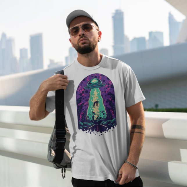 Alien Weltraum T-Shirt (Von Creator hochgeladen)