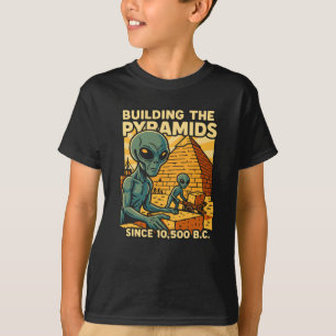 Aliens bauen Pyramiden Bauarbeiter für den Pyramid T-Shirt