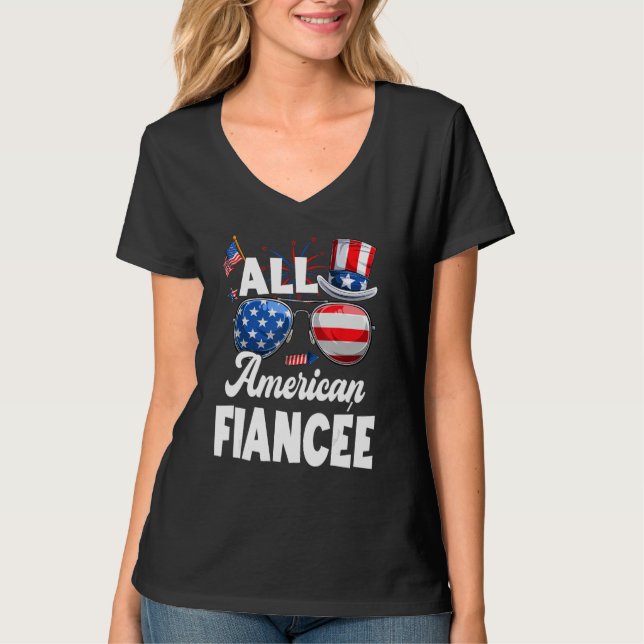 All American Fiancee American Flag Sunglasses 4th  T-Shirt (Vorderseite)