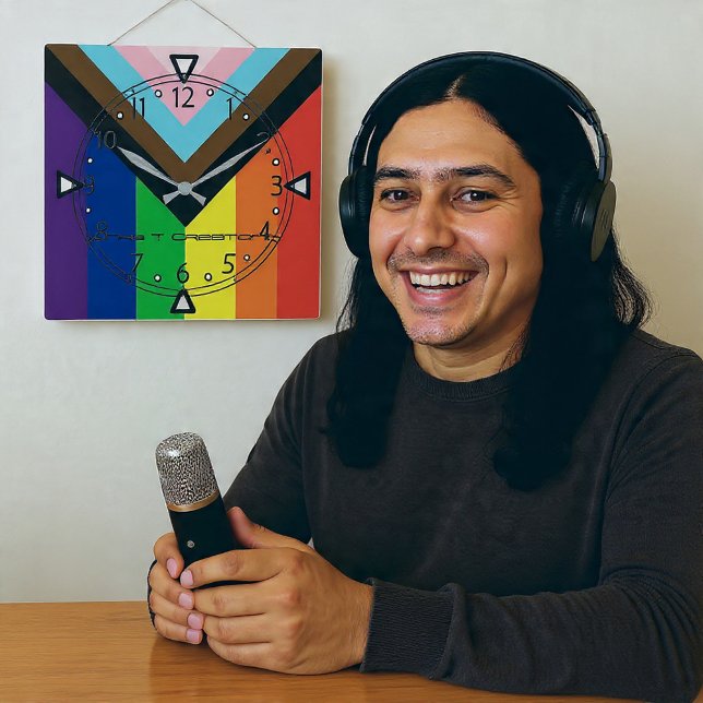 All Inclusive Quadratische Wanduhr (Von Creator hochgeladen)