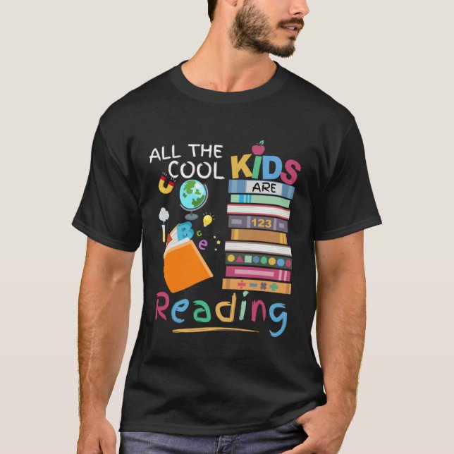 All Kids Are Reading Retro Read Book  Boys Girls T-Shirt (Vorderseite)
