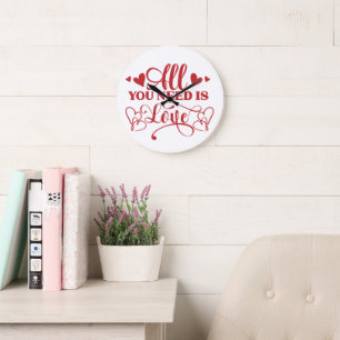 All You Need Is Love Typografie Wanduhr