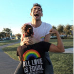 Alle Lieben sind gleichberechtigte LGBT-Rechte-Rai T-Shirt<br><div class="desc">"All Liebe Is Equal" ist ein Retro- und Aquarelldesign, das sich durch den Regenbogen auszeichnet, der sich durch Stolz und die Unterstützung von Liebe, Gleichheit und Sensibilisierung auszeichnet. Das ist eine tolle Geschenkidee für Rainbow LGBTQ Lesbian Pan Trans Quees Cis Equipment, perfekt für den Pride Month, Pride Week mit Regenbogenflagge....</div>