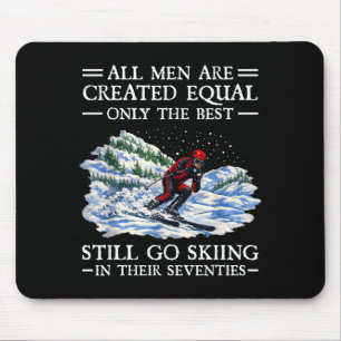 Alle Männer sind gleich und gehen in ihren Siebzig Mousepad