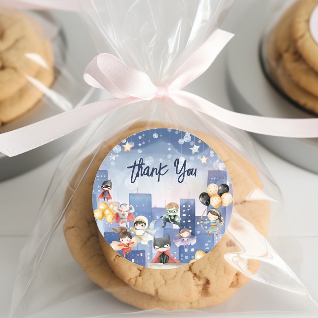 Alle Superhelden anrufen, danke Runder Aufkleber (Von Creator hochgeladen)