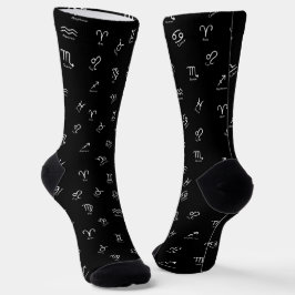 Alle weißen Zodiac-Zeichen auf schwarzem Hintergru Socken