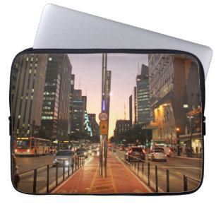 Allee Paulista - São Paulo Laptopschutzhülle