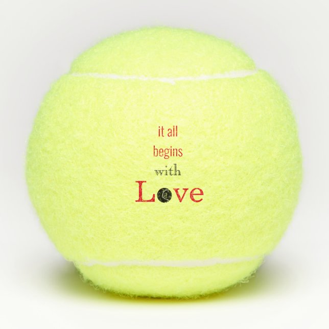 Alles beginnt mit Liebe Funny Tennis Balls Tennisbälle (Vorderseite)