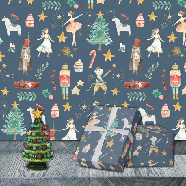 Alles Nutcracker Weihnachtsdämmerung Blue Geschenkpapier (Everything Nutcracker Christmas Dusk Blue Holiday Gift Wrapping Paper Rolls. Available in 6 colours.)