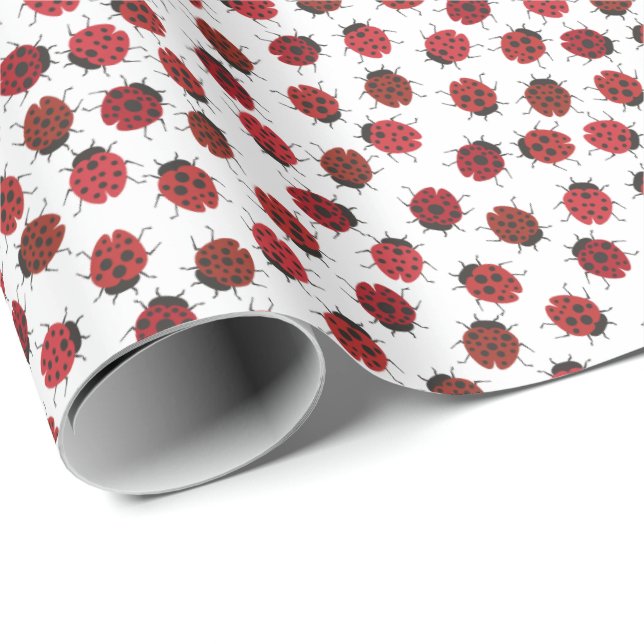 Alles über moderne Red Ladybugs Geschenkpapier (Rolleneckpunkt)