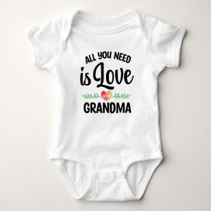 Alles was du brauchst ist Liebe und Oma Baby Strampler