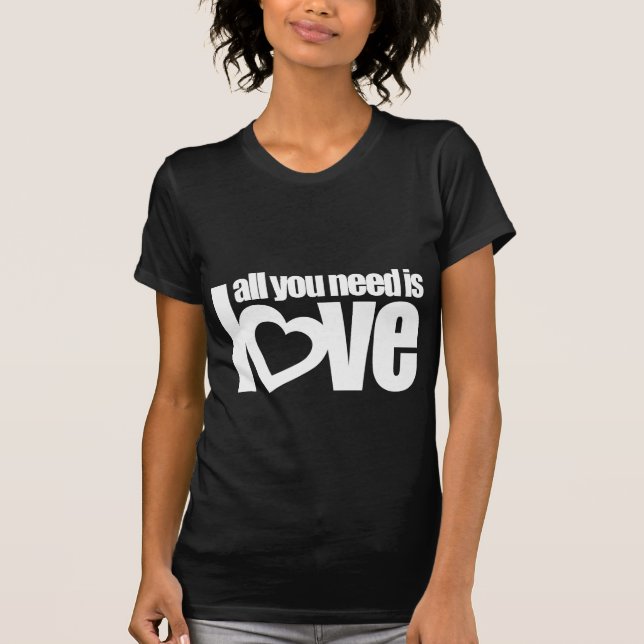 Alles, was Sie brauchen, ist ein schwarzer Liebe-H T-Shirt (Vorderseite)